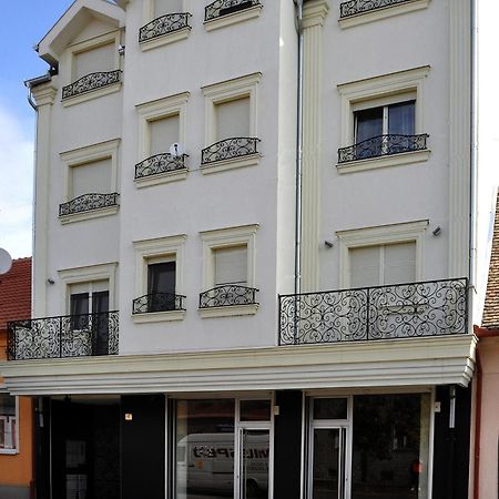 Apartments Soleado Pančevo Zewnętrze zdjęcie