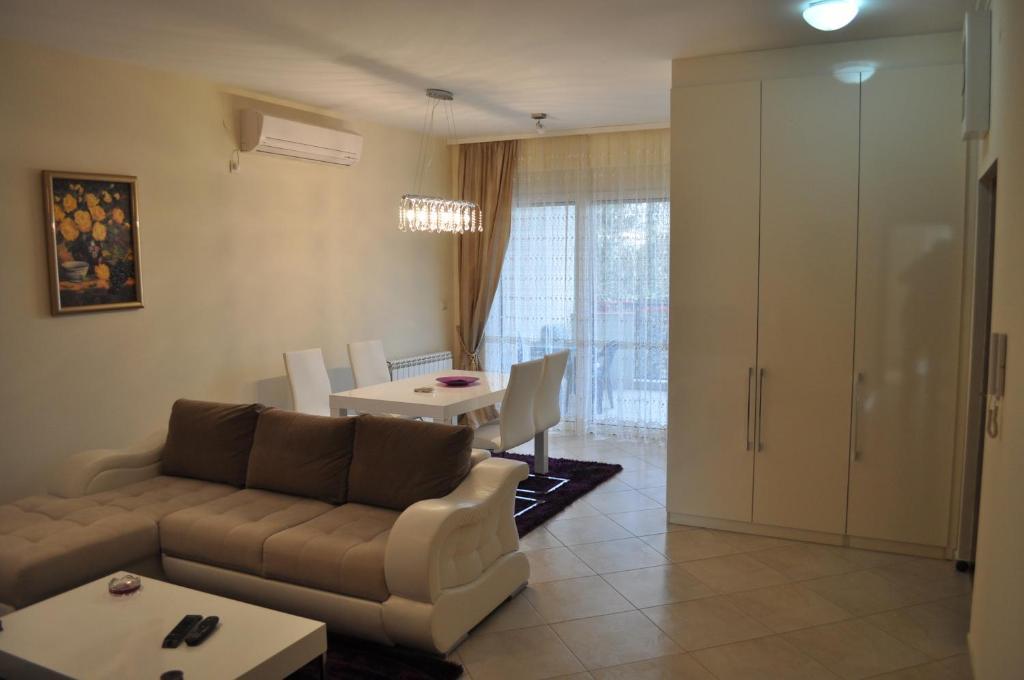 Apartments Soleado Pančevo Zewnętrze zdjęcie